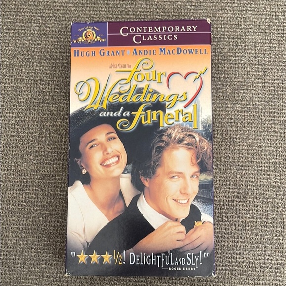 5/$25 Four Weddings and a Funeral VHS Romantic Comedy 1993 MGM Grant MacDowell - Picture 4 of 4